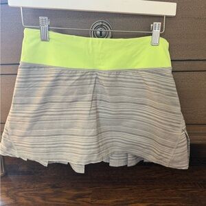Lululemon Athletica Gray and Green Skater Mini Skirt